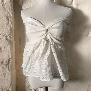 Eyelet cottagecore  strapless shirt S